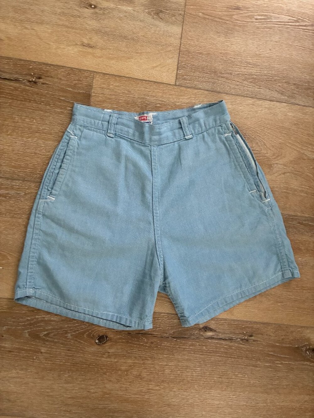 1950s Levi's Denim Shorts | High Waist, Pearl Snap, 25" Waist - Picture 11 of 16
